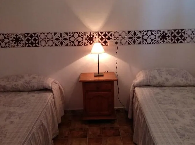 فندق مبيت وإفطار El Patio Andalu أرذاليس